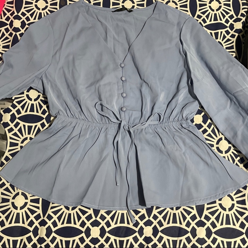 KNOT FRONT LANTERN SLEEVE BLOUSE | SHEIN